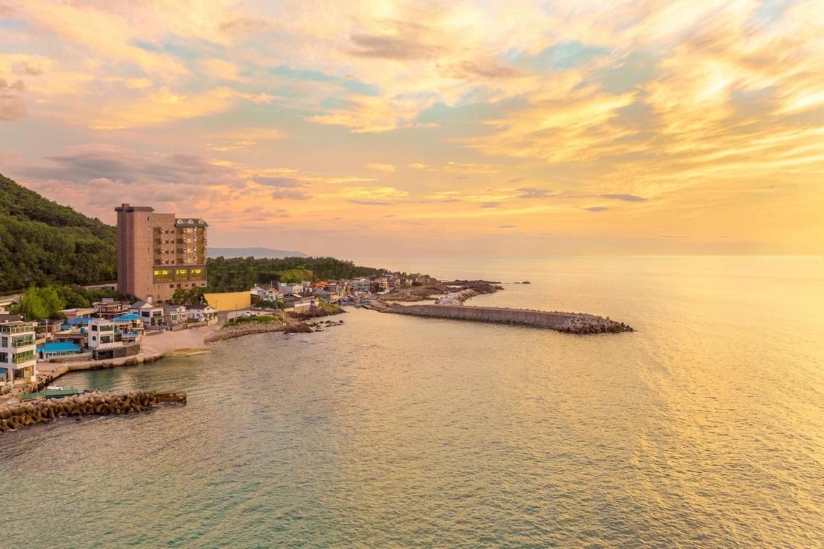 Yeonhwamun Hotel Yeongdeok Εξωτερικό φωτογραφία